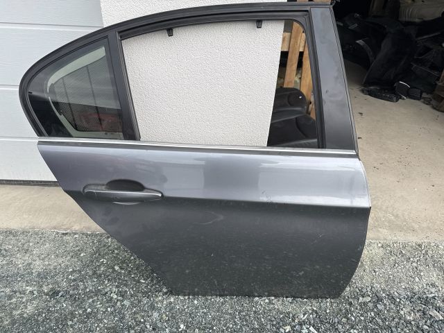 bontott BMW 3 E90 Jobb hátsó Ajtó (Üres lemez)