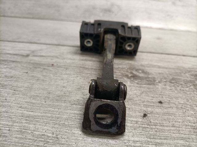 bontott BMW 3 E90 Jobb hátsó Ajtóhatároló