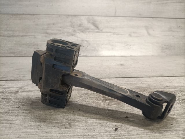 bontott BMW 3 E90 Jobb hátsó Ajtóhatároló