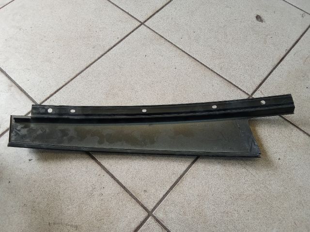 bontott BMW 3 E90 Jobb hátsó Ajtókeret Burkolat