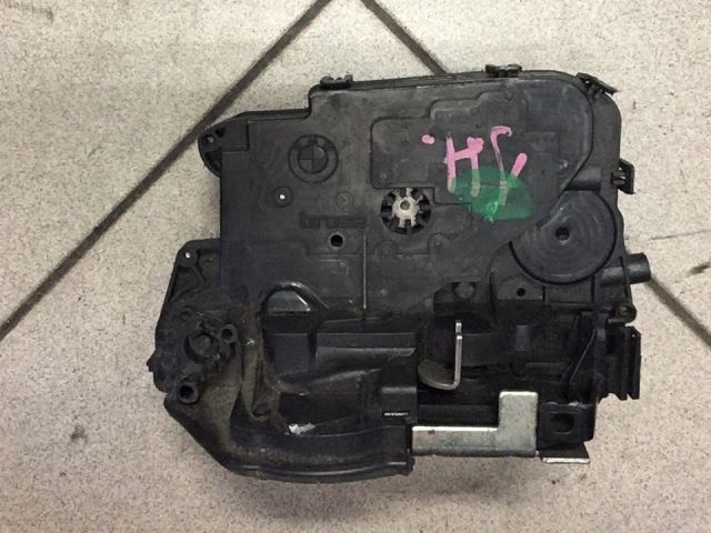 bontott BMW 3 E90 Jobb hátsó Ajtózár