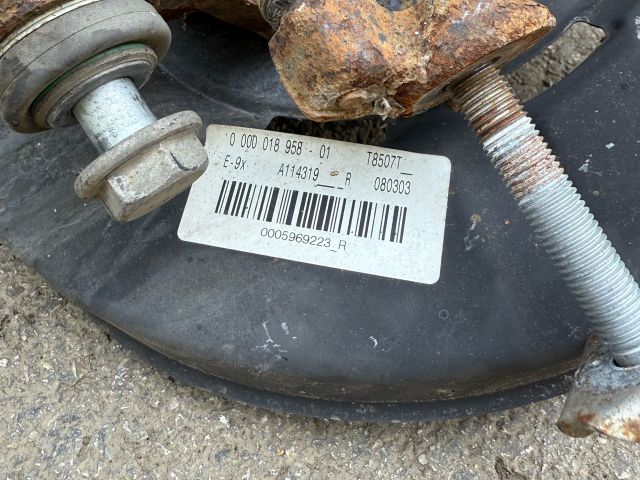 bontott BMW 3 E90 Jobb hátsó Csonkállvány Kerékaggyal