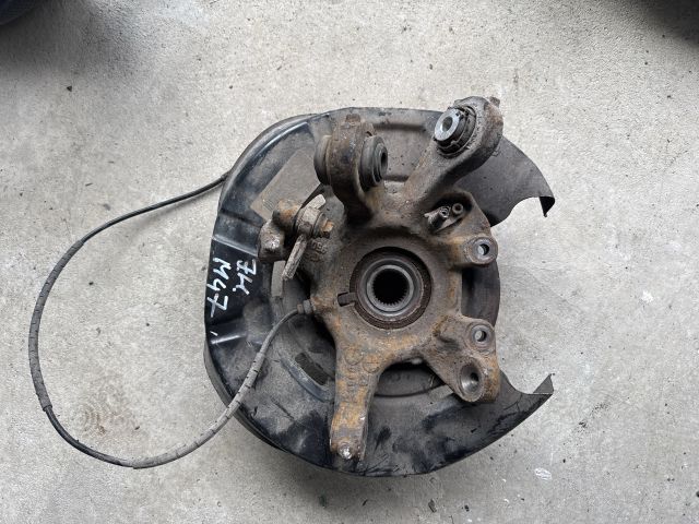 bontott BMW 3 E90 Jobb hátsó Csonkállvány Kerékaggyal