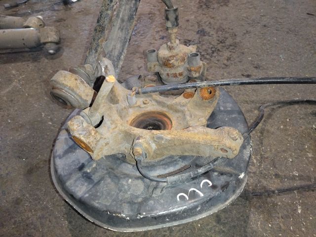 bontott BMW 3 E90 Jobb hátsó Csonkállvány Kerékaggyal