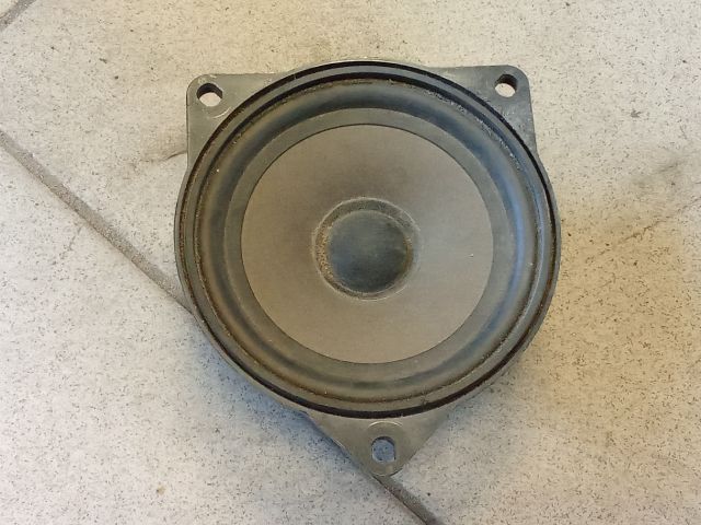 bontott BMW 3 E90 Jobb hátsó Hangszóró