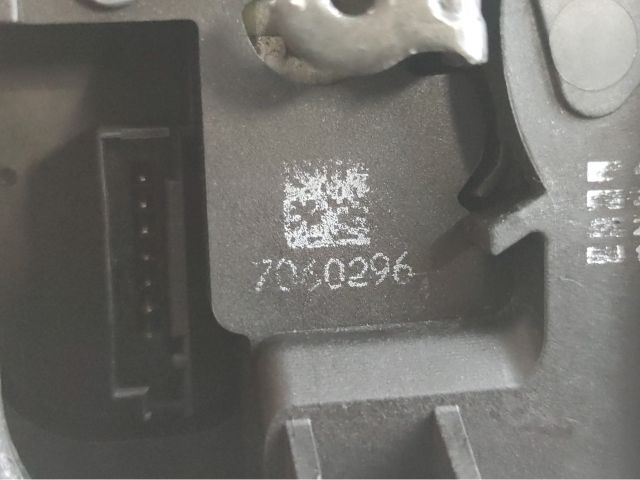 bontott BMW 3 E90 Jobb hátsó Központizár Motor