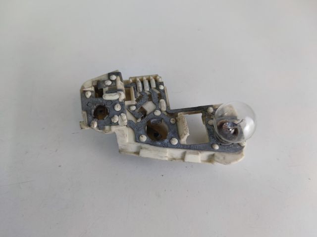 bontott BMW 3 E90 Jobb Hátsó Lámpa Foglalat