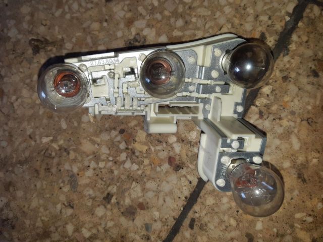 bontott BMW 3 E90 Jobb Hátsó Lámpa Foglalat