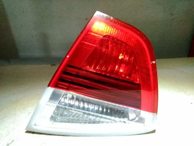 bontott BMW 3 E90 Jobb Hátsó Lámpa