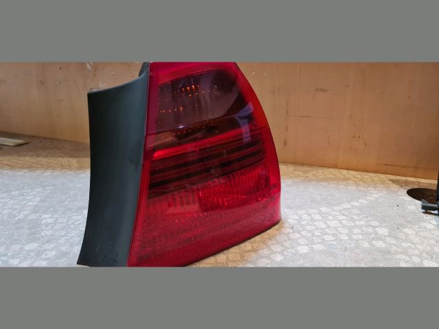 bontott BMW 3 E90 Jobb Hátsó Lámpa