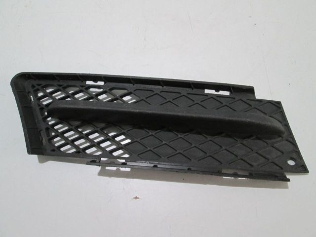 bontott BMW 3 E90 Jobb Ködfényszóró Lámpakeret