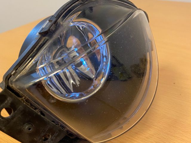 bontott BMW 3 E90 Jobb Ködfényszóró