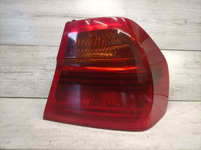 bontott BMW 3 E90 Jobb Külső Hátsó Lámpa