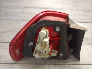 bontott BMW 3 E90 Jobb Külső Hátsó Lámpa