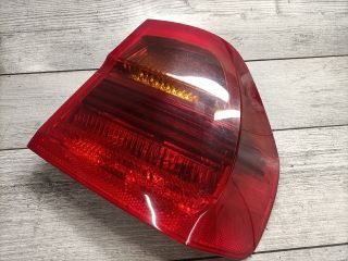 bontott BMW 3 E90 Jobb Külső Hátsó Lámpa