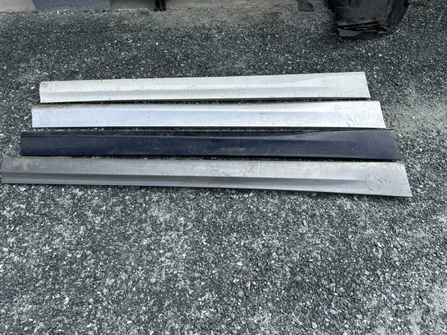 bontott BMW 3 E90 Jobb Küszöb