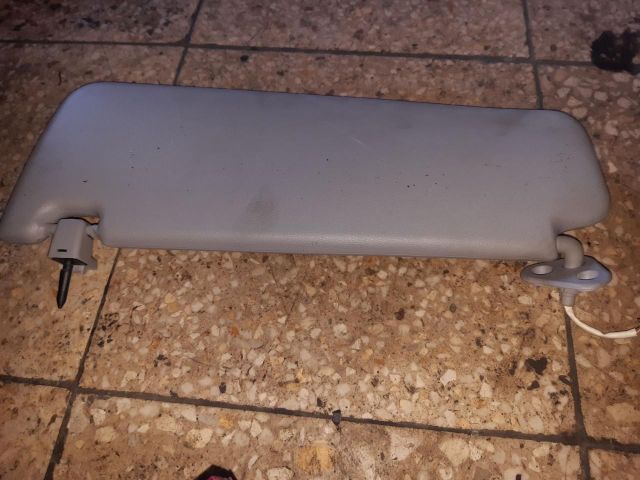 bontott BMW 3 E90 Jobb Napellenző