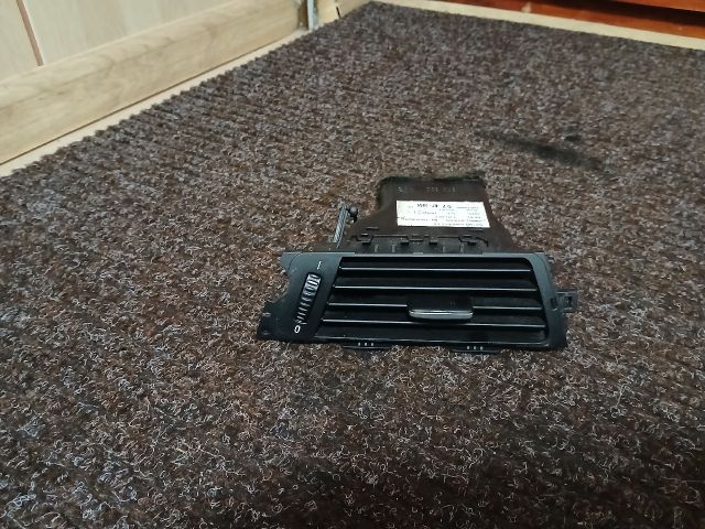 bontott BMW 3 E90 Jobb Szellőző