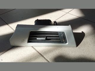 bontott BMW 3 E90 Jobb Szellőző