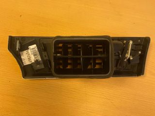 bontott BMW 3 E90 Jobb Szellőző