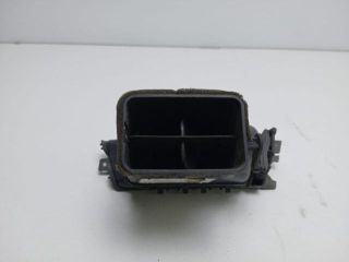 bontott BMW 3 E90 Jobb Szellőző