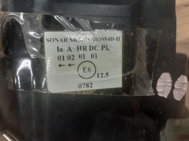 bontott BMW 3 E90 Jobb Xenon Fényszóró