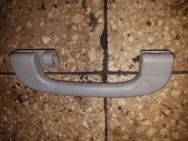 bontott BMW 3 E90 Kapaszkodó (Pozíciófüggetlen)