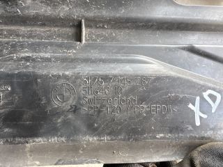 bontott BMW 3 E90 Kartervédő