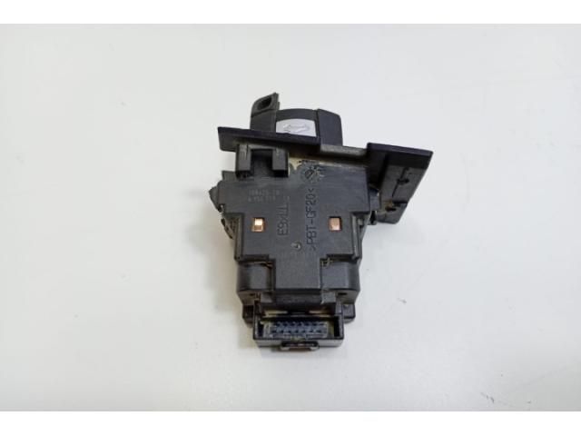 bontott BMW 3 E90 Kártyaolvasó