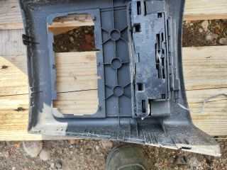 bontott BMW 3 E90 Könyöklő