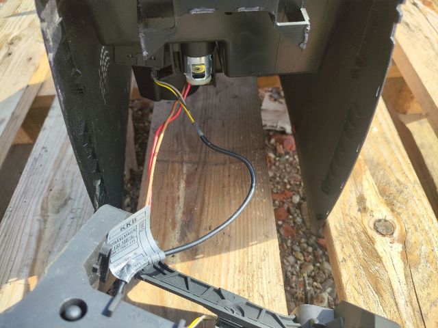 bontott BMW 3 E90 Könyöklő