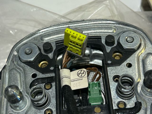 bontott BMW 3 E90 Kormánylégzsák