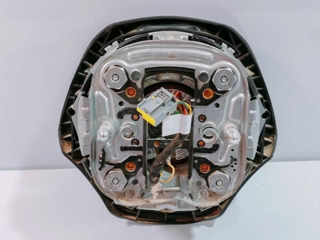 bontott BMW 3 E90 Kormánylégzsák