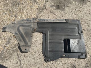 bontott BMW 3 E90 Középső Kardánbox Burkolat