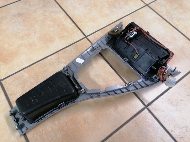 bontott BMW 3 E90 Középső Kardánbox Burkolat