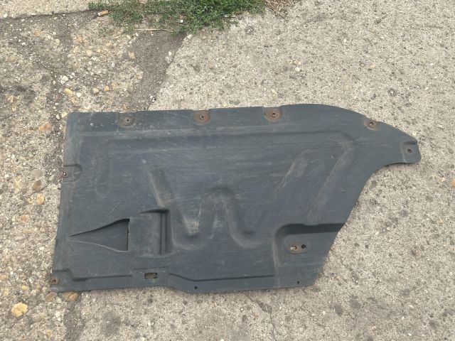 bontott BMW 3 E90 Középső Kardánbox Burkolat