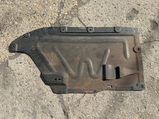 bontott BMW 3 E90 Középső Kardánbox Burkolat