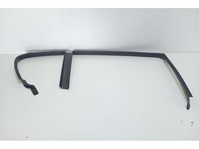 bontott BMW 3 E90 Középső Műszerfal Díszléc