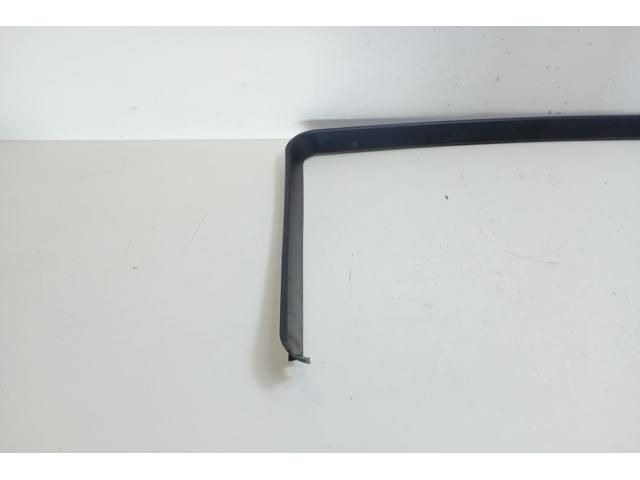 bontott BMW 3 E90 Középső Műszerfal Díszléc