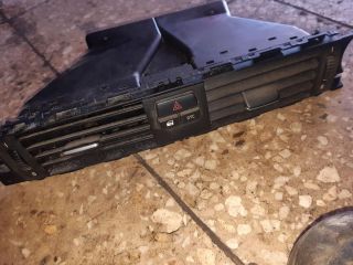 bontott BMW 3 E90 Középső Szellőző
