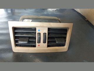 bontott BMW 3 E90 Középső Szellőző