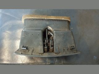 bontott BMW 3 E90 Középső Szellőző