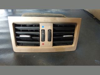 bontott BMW 3 E90 Középső Szellőző