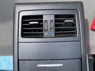 bontott BMW 3 E90 Középső Szellőző