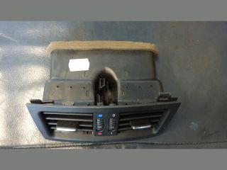 bontott BMW 3 E90 Középső Szellőző