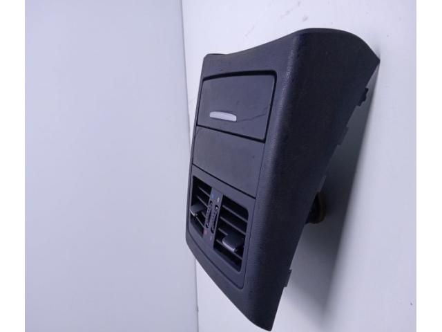 bontott BMW 3 E90 Középső Szellőző