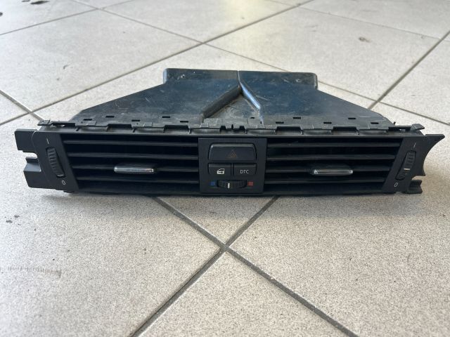 bontott BMW 3 E90 Középső Szellőző