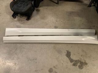 bontott BMW 3 E90 Küszöb Burkolat