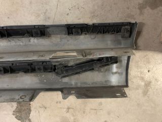 bontott BMW 3 E90 Küszöb Burkolat