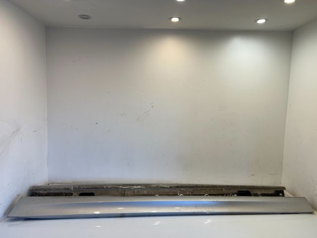 bontott BMW 3 E90 Küszöb Burkolat